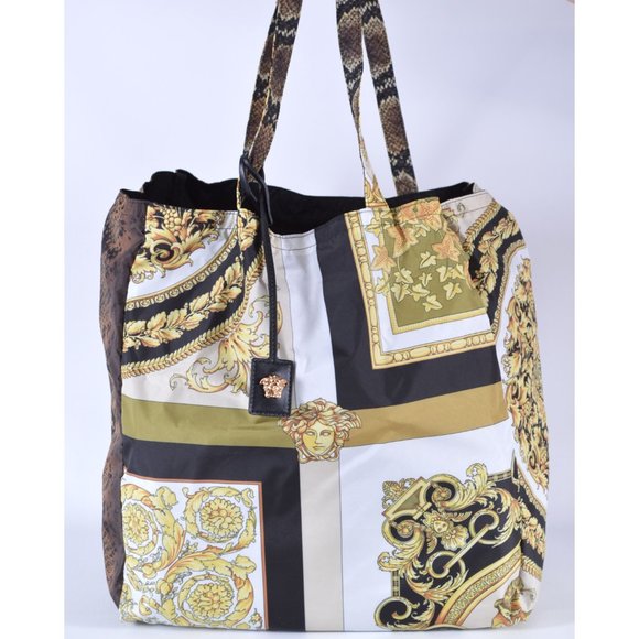 Versace MEDUSA Baroque Amplified Large Tote Bag - Picture 5 of 12